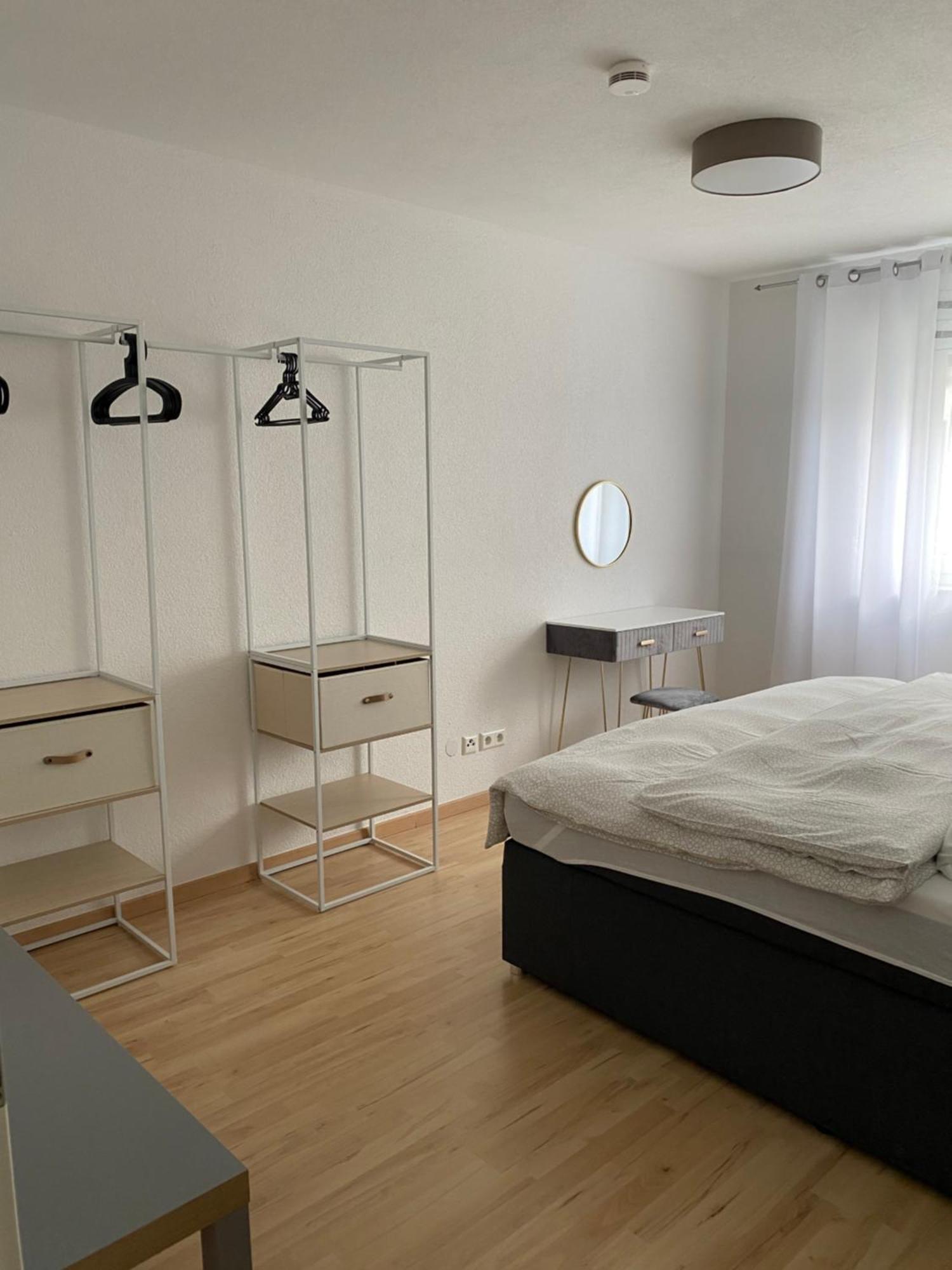 Gemuetliches City Apartment Friedrichshafen Ngoại thất bức ảnh