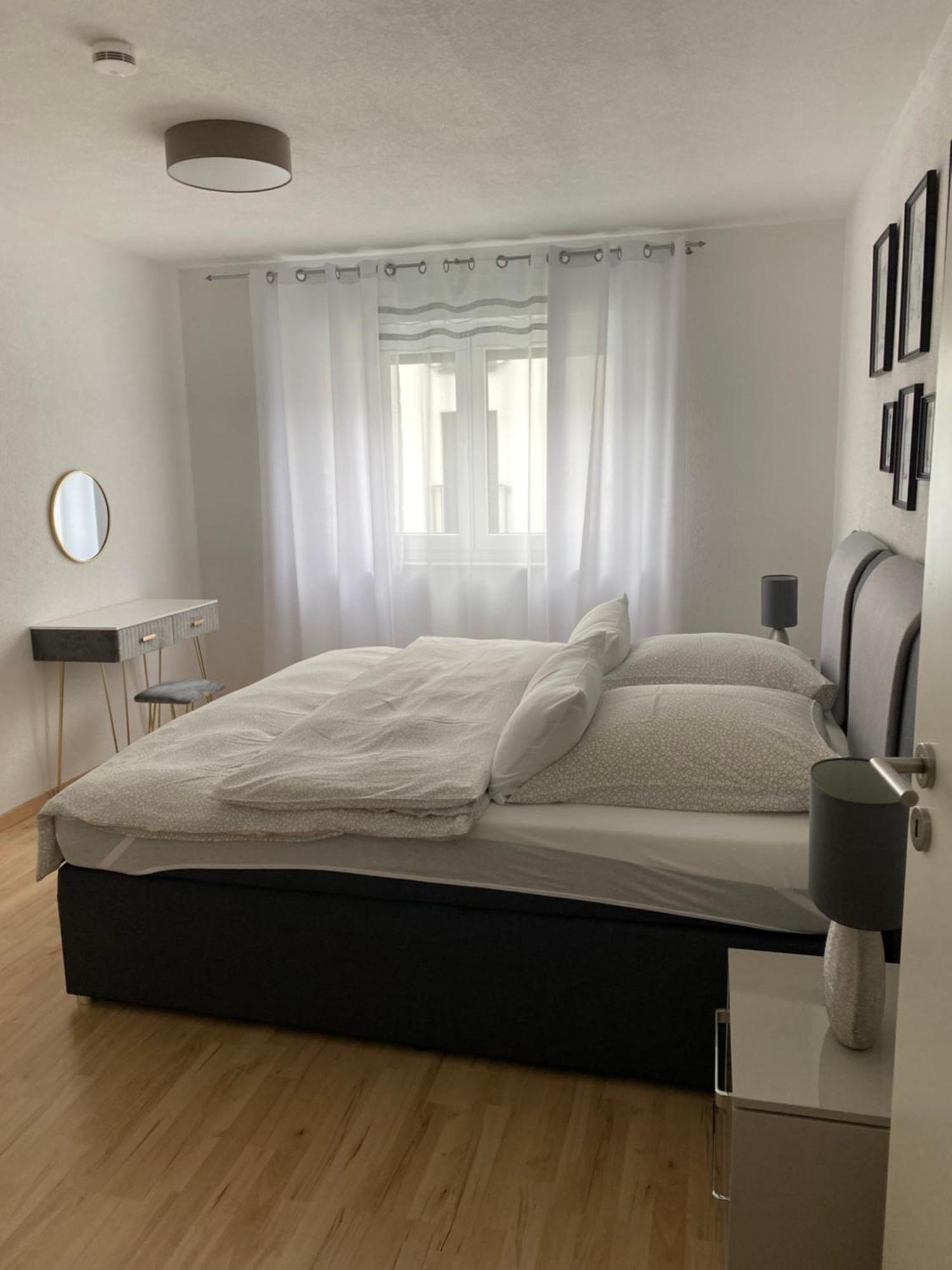 Gemuetliches City Apartment Friedrichshafen Ngoại thất bức ảnh